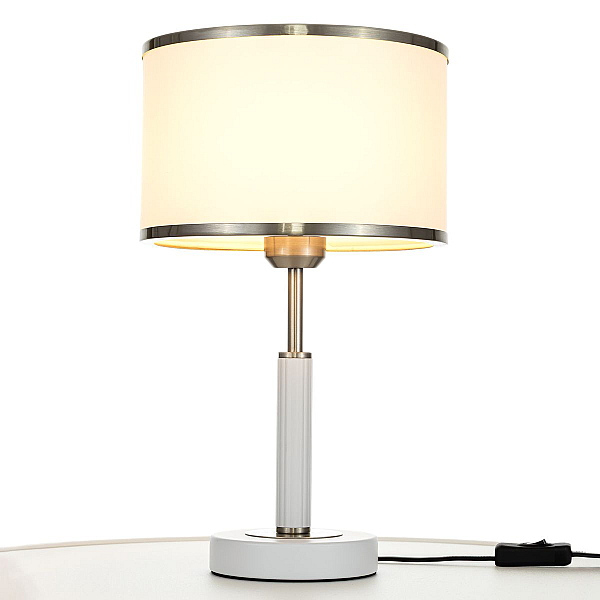 Настольная лампа Citilux Alton CL421812