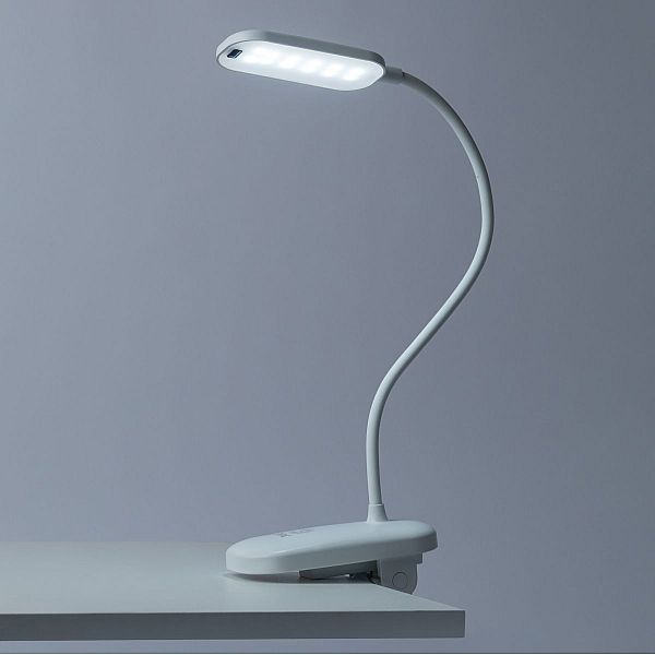 Настольная лампа аккумуляторная ЭРА NLED-525-6W-W Б0068589