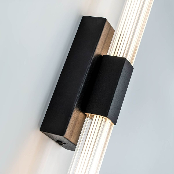 Настенный светильник LED4U L2242-800 BK Настенный светильник LED4U L2242-800 BK