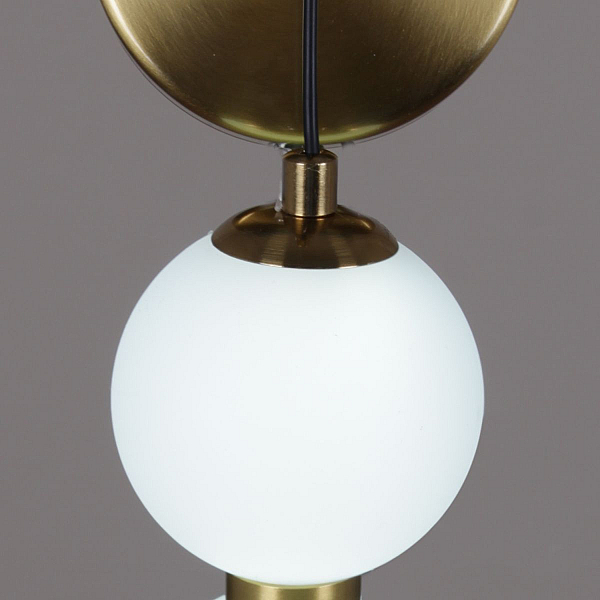 Бра Reluce 60195-0.2-04