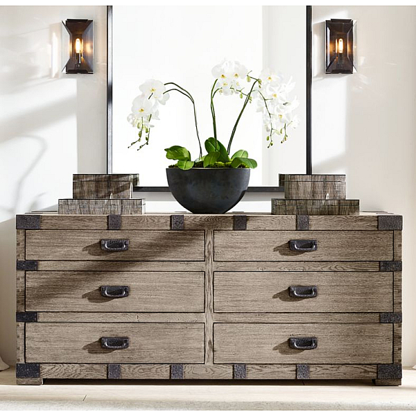 Настенный светильник Delight Collection Harlow Crystal KR0354W-1A black/clear