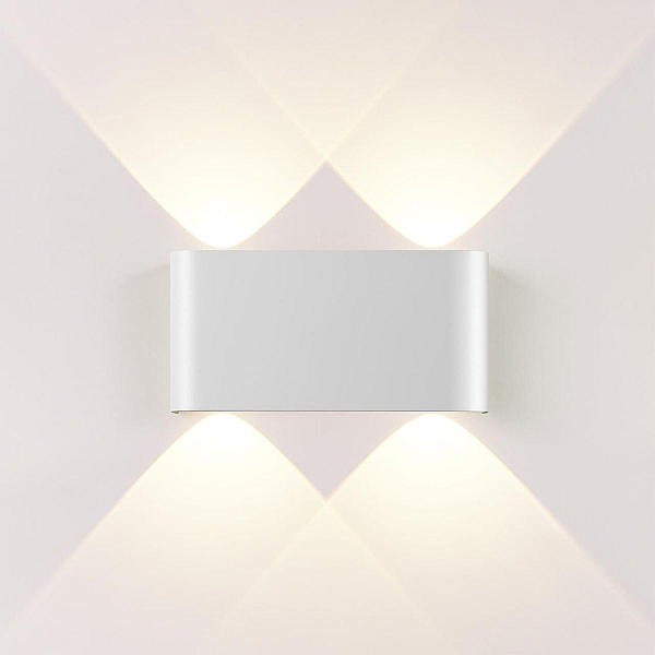 Настенный светильник Odeon Light Magnum Hightech 7192/4WL