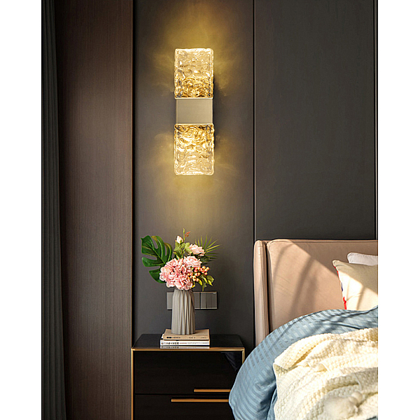 Настенный светильник DeLight Collection Wall lamp 88068W gold/clear