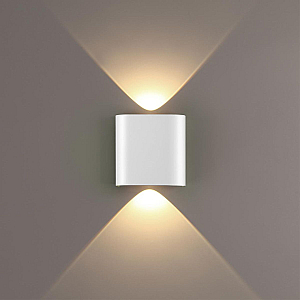 Настенный светильник Odeon Light Hightech Magnum 7192/2WL