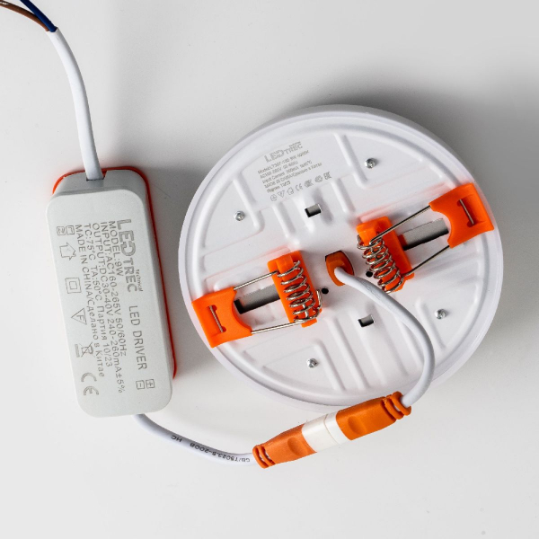 Потолочный светильник LEDtrec LT307-100 Потолочный светильник LEDtrec LT307-100