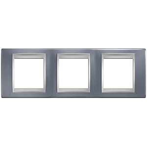 Рамка 3-постовая Schneider Electric Unica Top MGU66.006.097