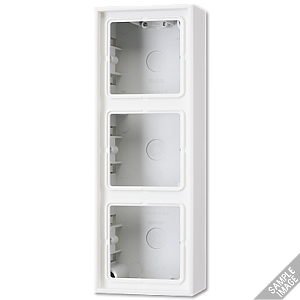 Коробка трехместная Jung LS583ASW