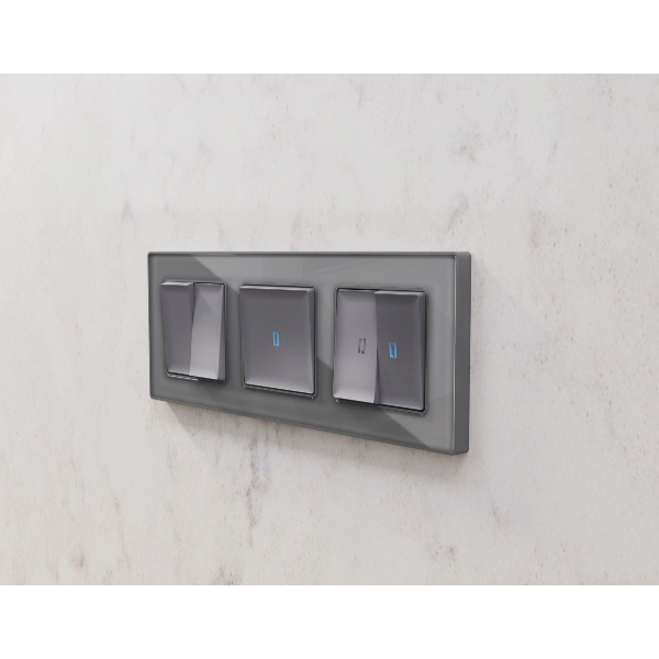 Рамка трехместная Ambrella Volt Platos AF330503 Рамка трехместная Ambrella Volt Platos AF330503