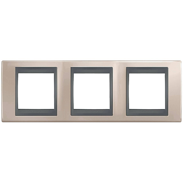 Рамка 3-постовая Schneider Electric Unica Top MGU66.006.296