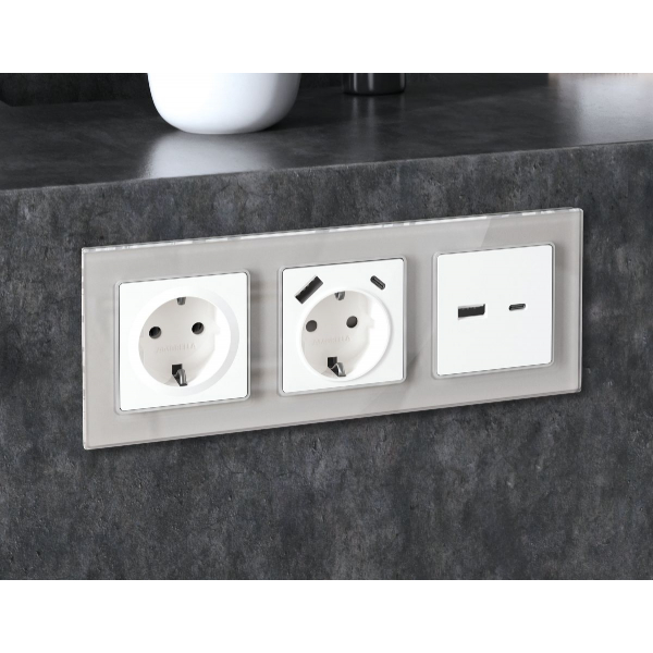 Рамка пятиместная Ambrella Volt Platos AF330405 Рамка пятиместная Ambrella Volt Platos AF330405