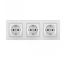 Розетка тройная (трехпостовая) с/з и шторками Arte Milano SET06-3-40-1x3 silver