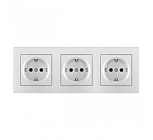Розетка тройная (трехпостовая) с/з и шторками Arte Milano SET06-3-40-1x3 silver