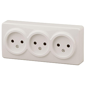 Розетка 3х2P Эра 11-2207-02 Б0020698