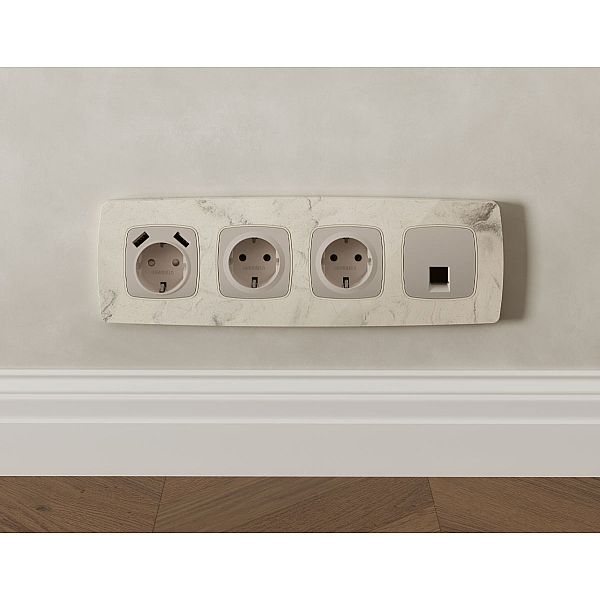 Комплект механизма компьютерной розетки Ambrella Volt RJ-45 (8P8C) CAT6A экранированной с автоматической защитной шторкой OMEGA MO372005 Серо-бежевый матовый QUANT (OP3720, VM185)