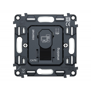 Механизм компьютерной розетки RJ-45 (8P8C) CAT6A экранированной с автоматической защитной шторкой QUANT Ambrella Volt VM185