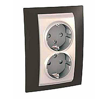 Розетка двойная Schneider Electric Unica с/з со шторками 10A 250V MGU63.067.571