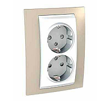 Розетка двойная Schneider Electric Unica с/з со шторками 10A 250V MGU63.067.867