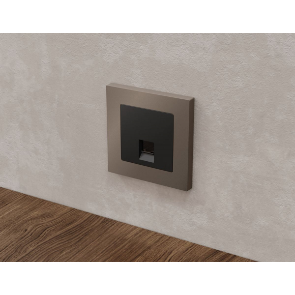 Комплект механизма компьютерной розетки RJ-45 экранированной с автоматической защитной шторкой Alfa Черный матовый Quant Ambrella Volt MA812005 (AP8120, VM185)