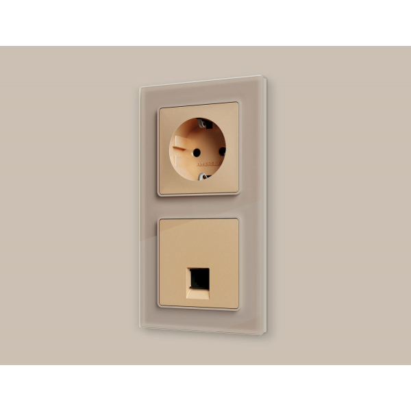 Комплект механизма компьютерной розетки RJ-45 экранированной с автоматической защитной шторкой Alfa Шампань Quant Ambrella Volt MA612005 (AP6120, VM185)