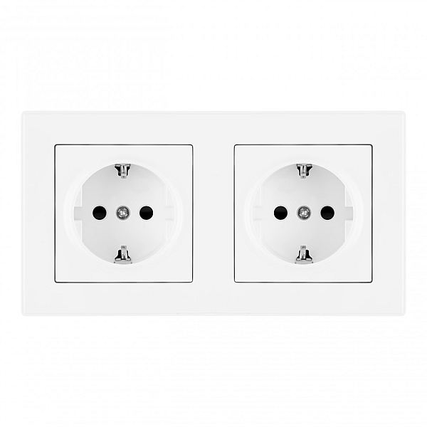 Розетка двойная (двухпостовая) с/з и шторками Arte Milano SET06-2-40-1x2 white