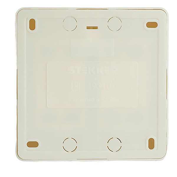 Розетка 4-местная 2P+PE Stekker София белый MST16-14S-01 49310