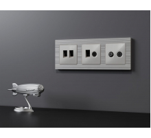 Комплект механизма розетки компьютерной + TV оконечной RJ-45 с автоматической защитной шторкой Alfa Серебро глянец Quant Ambrella Volt MA412510 (AP4125, VM195)