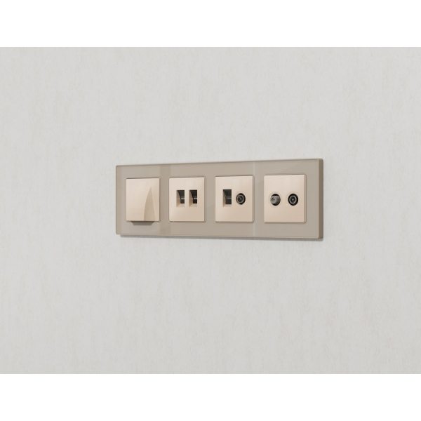 Комплект механизма компьютерной двойной розетки RJ-45 с автоматической защитной шторкой Alfa Бежевый глянец Quant Ambrella Volt MA312110 (AP3121, VM189)