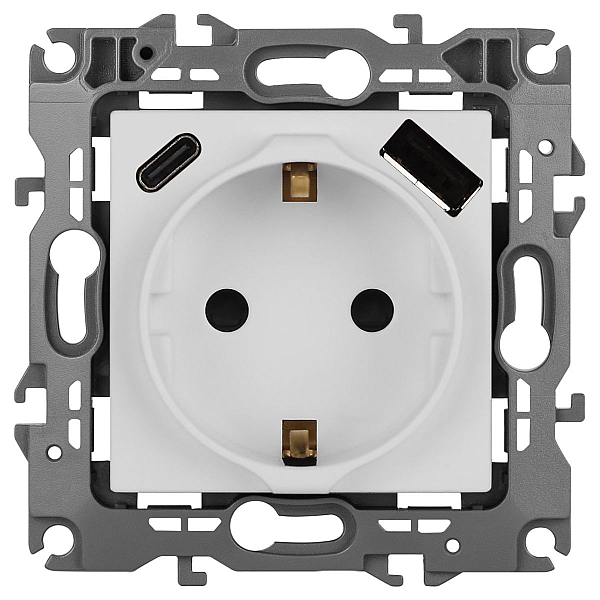 Розетка ЭРА Серия 12 12-4108-01М 2P+E 16A-250В со шторками с USB type-A+C 5В-3А белый матовый Б0067711