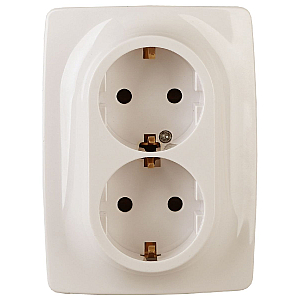 Розетка 2x2P+E Schuko со шторками Эра 12-2108-02 Б0036443