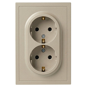 Розетка Эра Galaxy 15-2105-04 с заземлением двойная 2X2P+E Schuko со шторками IP20 16А-250В шампань Б0070703