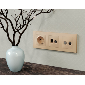 Комплект механизма розетки компьютерной + TV оконечной RJ-45 с автоматической защитной шторкой Alfa Шампань Quant Ambrella Volt MA612510 (AP6125, VM195)