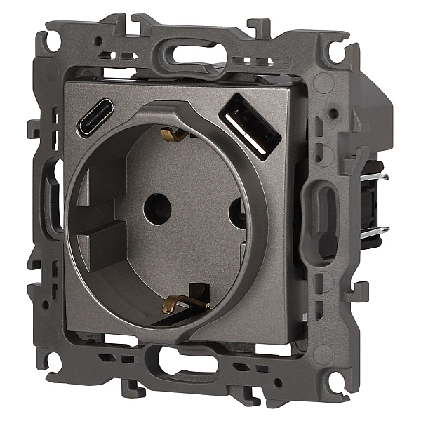 Розетка ЭРА Серия 12 12-4108-16 2P+E 16A-250В со шторками с USB type-A+C 5В-3А титан Б0067762