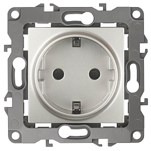 Розетка 2P+E Schuko со шторками Эра 12-2102-15 Б0019326