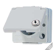 Розетка штепсельная Schuko Jung 620WSLOT