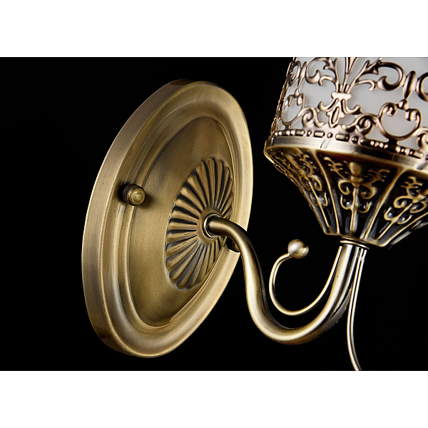 Бра Maytoni Sherborne Arm563 01 R