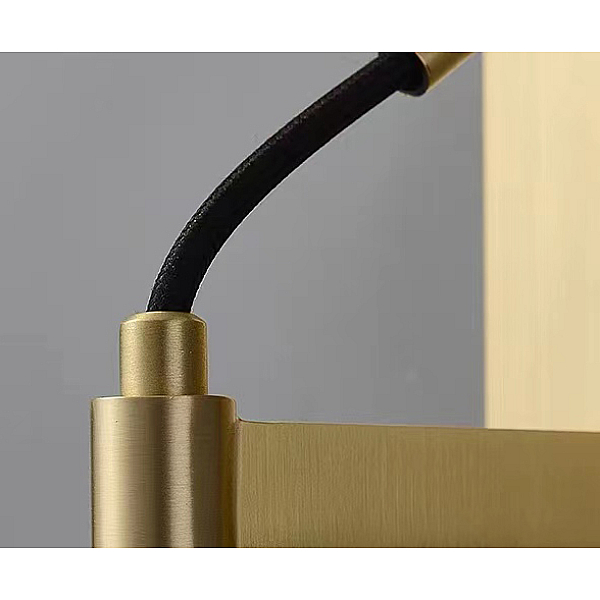 Бра DeLight Collection Wall lamp 8960-1W brass/clear