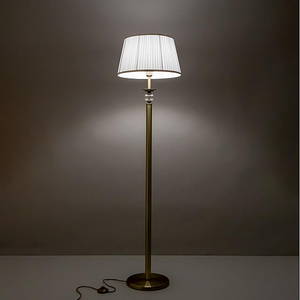 Торшер Citilux Гера CL433913