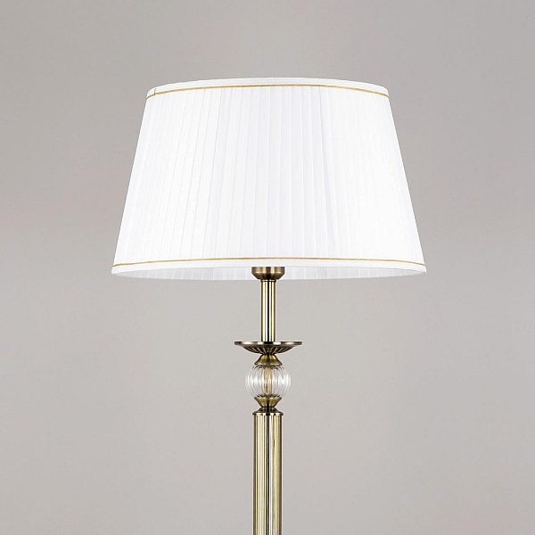 Торшер Citilux Гера CL433913