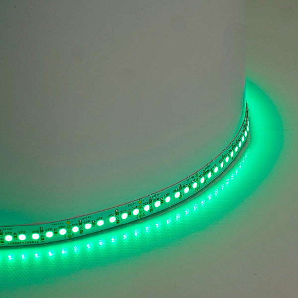 Светодиодная лента Feron LS502 16W/m 180LED/m 5050SMD RGB 5M 51824