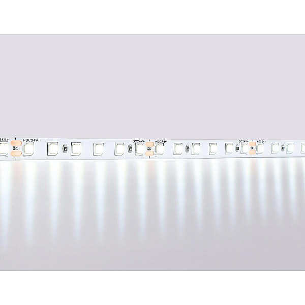 Светодиодная лента Ambrella Light 10W/m 120LED/m 2835SMD холодный белый 5M GS3103