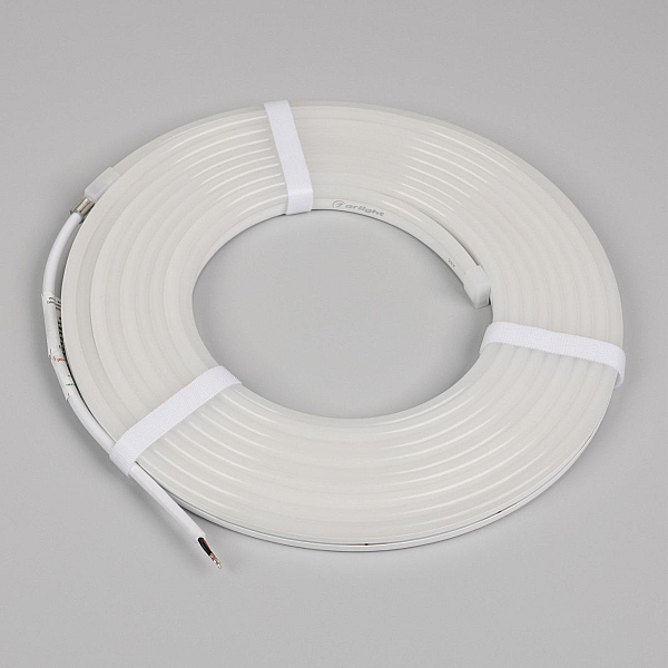 Светодиодная герметичная лента Arlight HALO-SIDE-A160-06x13mm 24V Warm3000 (10 W/m, IP67, 5m, wire x1) 053366
