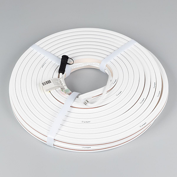 Светодиодная герметичная лента Arlight MOONLIGHT-TOP-X320-13x12mm 24V White6000 (5 W/m, IP67, sauna, 15m, wire x2) 051135