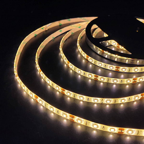 Светодиодная влагозащищенная лента Elektrostandard 4,8W/m 60LED/m 2835SMD дневной белый 5M 4690389154867 a050577