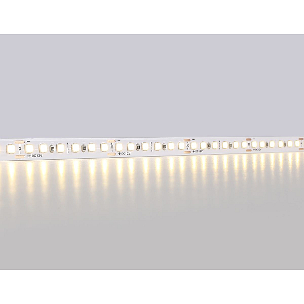 Светодиодная лента Ambrella Light 14,4W/m 180LED/m 2835SMD теплый белый 5M GS1301