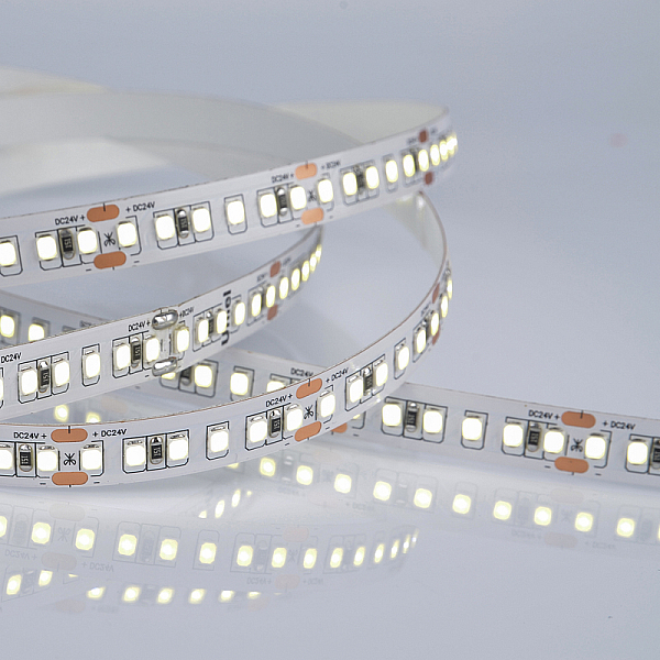 Светодиодная лента Uniel ULS-2835-168LED/m-10mm-IP20-DC24V-14W/m-5M-6500K катушка в герметичной упаковке