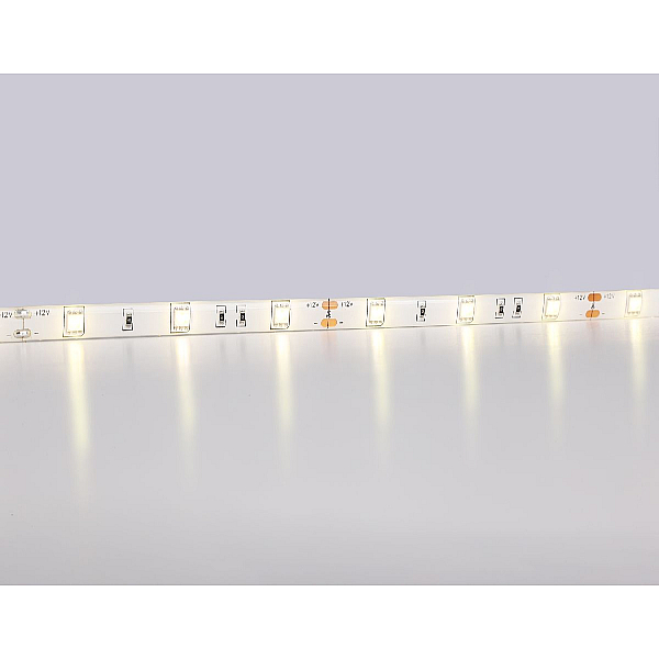 Светодиодная влагозащищенная лента Ambrella Light 7,2W/m 30LED/m 5050SMD теплый белый 5M GS1901