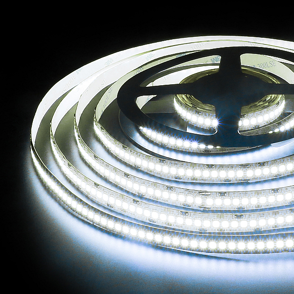 Светодиодная лента Elektrostandard 24V 16W 240Led 2835 IP65 холодный белый, 5м 4690389167607