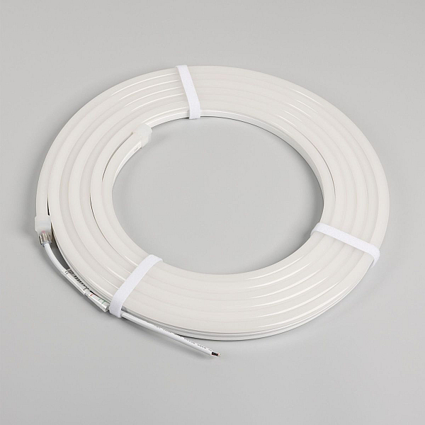 Светодиодная герметичная лента Arlight HALO-SIDE-A160-10x17mm 24V Day4000 (10 W/m, IP67, 5m, wire x1) 053369