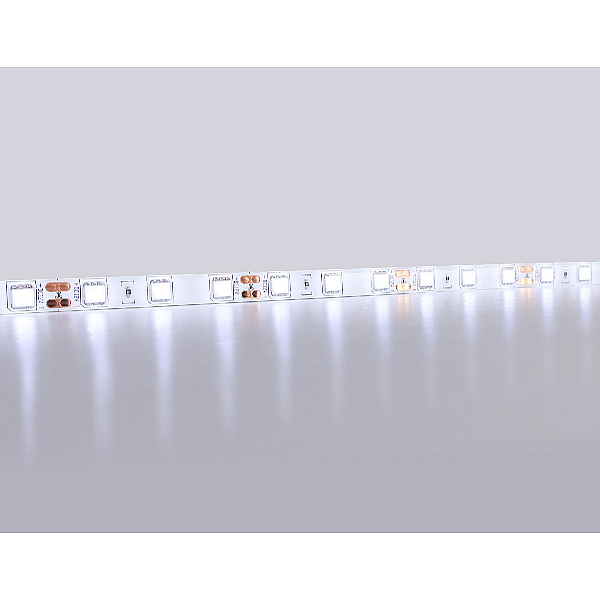 Светодиодная влагозащищенная лента Ambrella Light 14,4W/m 60LED/m 5050SMD холодный белый 5M GS2103