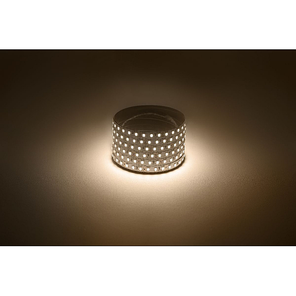 Светодиодная лента ЭРА 9,6W/m 120LED/m 2835SMD теплый белый 5M LS2835-120LED-IP20-WW-eco-5m Б0035596